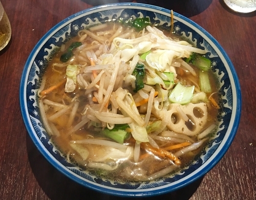 「炒め野菜のせそば 800円」@餃子工房 葉牡丹の写真