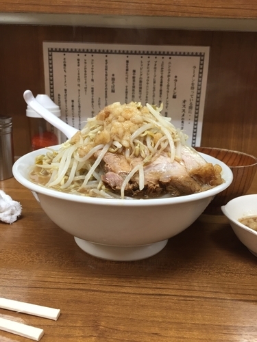 「ラーメン350g750円+生卵50円。ニンニク少し、野菜ちょい増」@ラーメンの店 どでん 北浦和店の写真