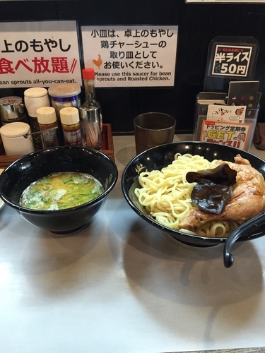 「鶏王つけ麺820円(ランチタイムサービスで大盛り)」@鶏王けいすけ 秋葉原店の写真