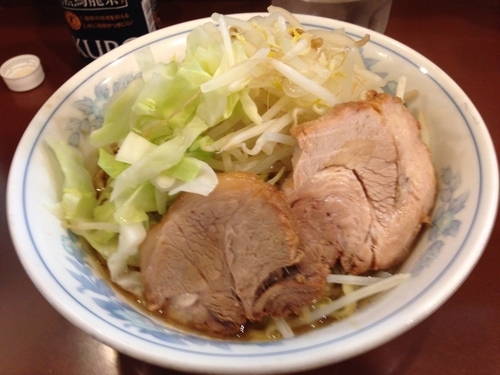 「ラーメン 麺少なめ」@らーめん陸の写真