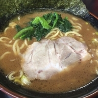 醤油豚骨ラーメン