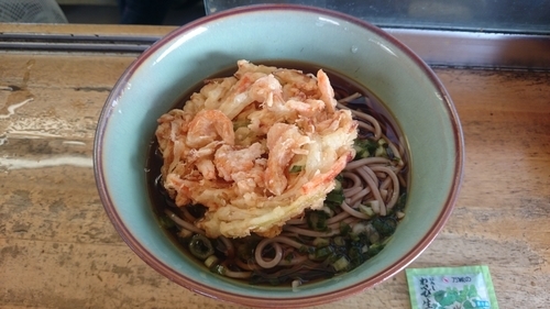 「天ぷらそば」@爽亭 三島駅南口店の写真