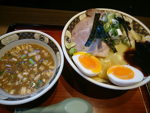 「ローストポークつけめん（麺400g）、味玉」@すごい煮干ラーメン 凪 秋葉原UDX店の写真