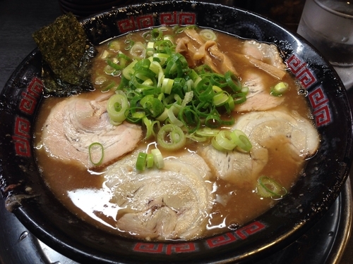 「とんこつラーメン」@無鉄砲 東京中野店の写真