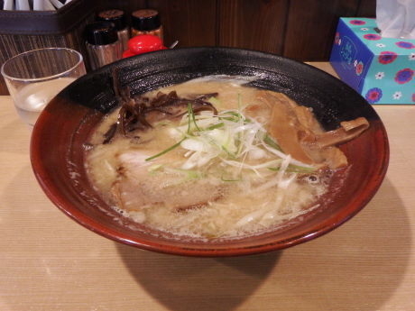 「みそらーめん（半麺）」@麺屋 中山商店の写真