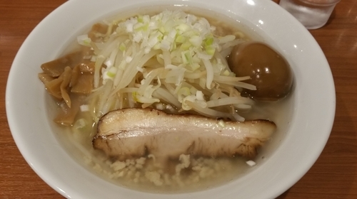 「背脂醤油ラーメン+味玉+ネギチャーシュー丼」@中華そば 七麺鳥の写真