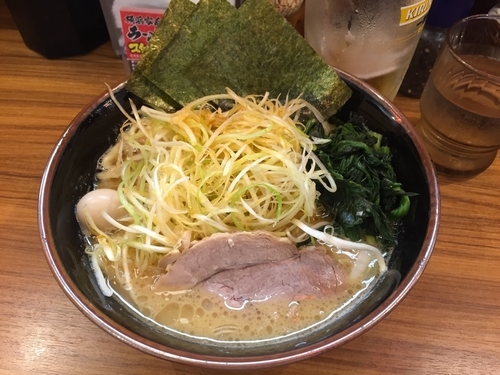「ネギラーメン」@横浜家系ラーメン 壱角家 国領店の写真