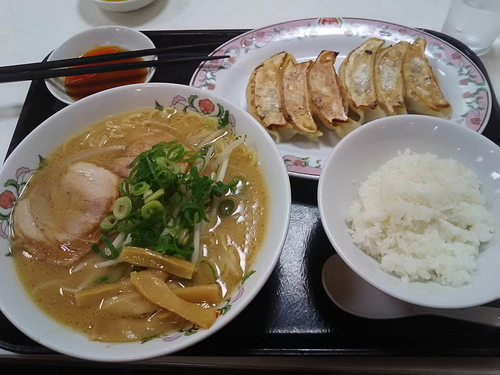 「王将ラーメン＋Bセット」@餃子の王将 君津店の写真