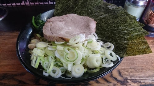 「ラーメン(麺硬め)＋海苔・薬味ねぎ」@藤澤家の写真