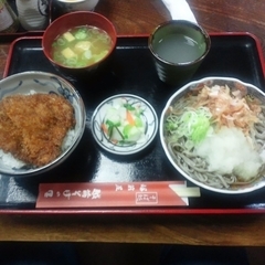 そば処 越前屋の写真