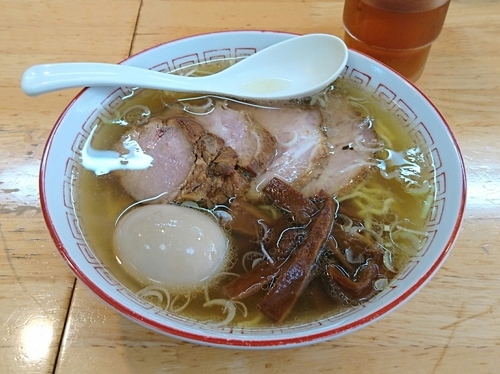 「中華そば(中)+玉子+チャーシュー」@中華そば さとうの写真