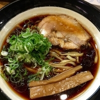 大阪ブラック(太麺) 720円