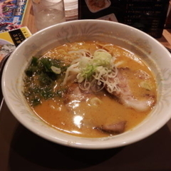 王華 新千歳空港の画像