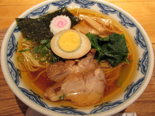 「焼きあご冷やしらーめん（期間限定）　「880円」」@らーめん由○ 浦和パルコ店の写真