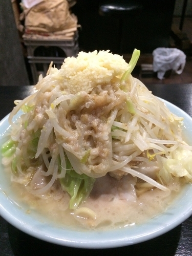 「太麺　しょうゆ　肉増し　800円＋300円」@麺屋のスたの写真