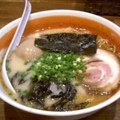 とんこつらーめん 黒豚の画像