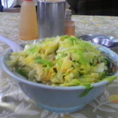 駅前ラーメンの画像