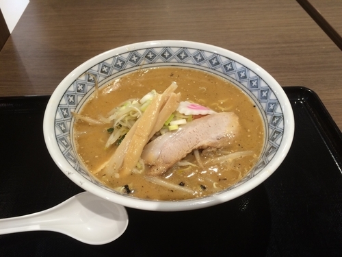 「味噌ラーメン」@らーめん えぞふくろう イオンモール旭川駅前店の写真