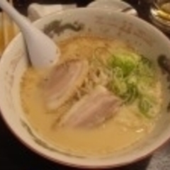 とんこつ革命 よかばってん 大門店の画像