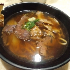 大嘴巴牛肉麺の画像