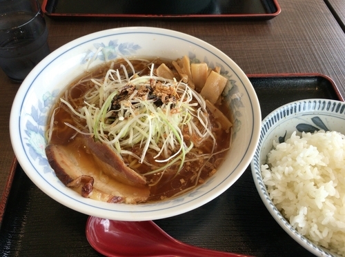 「旨辛ネギ醤油ラーメンライスセット」@麺や 石川の写真