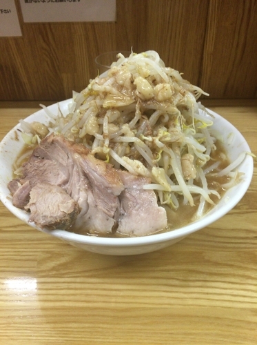 「小ラーメン 麺かため 野菜 アブラ増し」@ラーメン二郎 赤羽店の写真