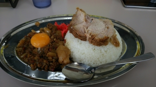 「マシライス ライス普通、豚マシ」@立川マシマシ 足利総本店の写真