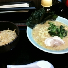 横浜家系ラーメン 港家 市ヶ谷店の画像