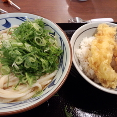 丸亀製麺 春日部緑町店の画像