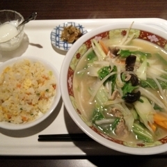 ヘルシーお粥鍋 四季茶坊の画像