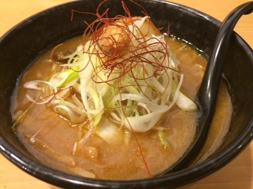 「海老味噌ラーメン ￥８４２」@初代けいすけ イーアスつくば店の写真