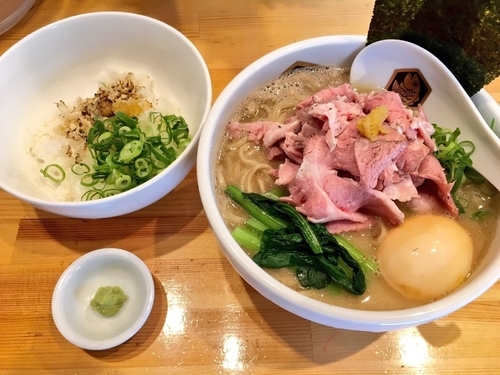 「濃厚真鯛らーめん＆特盛＆真鯛雑炊丼(小)」@真鯛らーめん 麺魚の写真