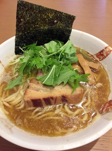 「らーめん（７５０円）」@麺処つむじの写真