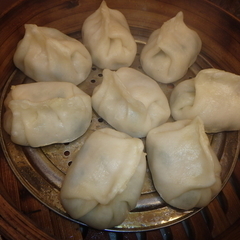 ホワイト餃子 広島店の画像