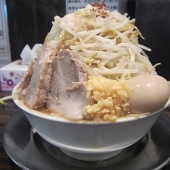 背脂野菜ドカ盛りラーメン天運我に有り 八千代店の画像