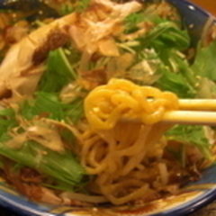 桜吹雪が風に舞う 下北沢店の画像