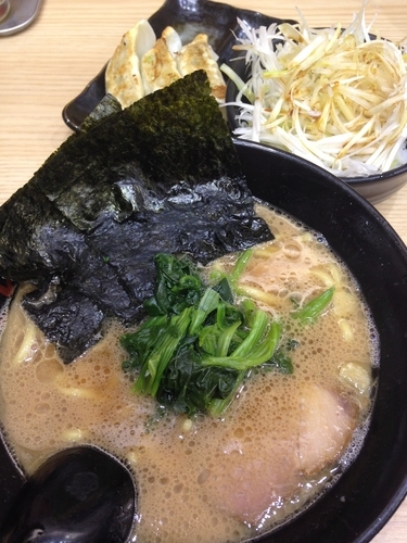 「らーめん＋餃子3個＋ミニネギめし(せい家セット)」@せい家 所沢店の写真