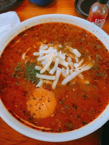 「【期間限定】チリトマトらーめん」@チャッチャ系らーめん もん吉 伊勢崎支店の写真