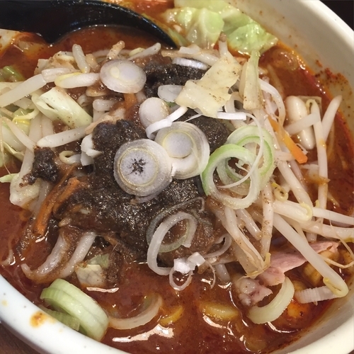 「8月限定 辛◯麺＋無料野菜ウオベシ」@麺処 一笑の写真