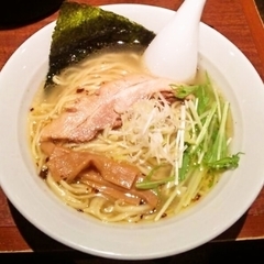 らーめん えんや ラーメンスクエアの画像