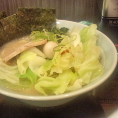 横浜家系ラーメン 港家の画像