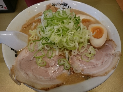 「みそ味玉子ラーメン」@超ごってり麺 ごっつ 秋葉原店の写真