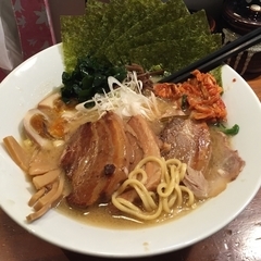 横浜家 西口店の画像