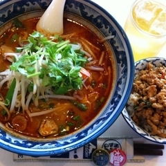 ティーヌン ダイニング アトレ目黒店の画像