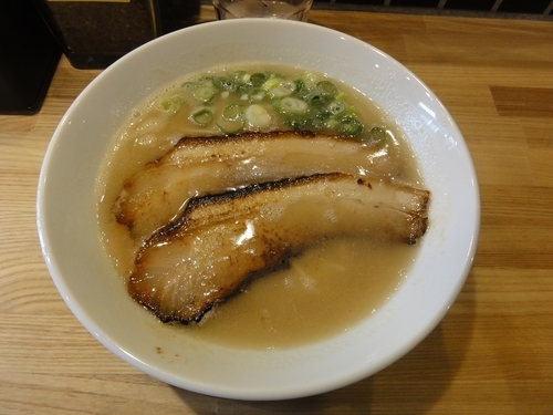 「茨木ラーメン」@濃厚煮干とんこつラーメン 石田てっぺい 阪急茨木店の写真