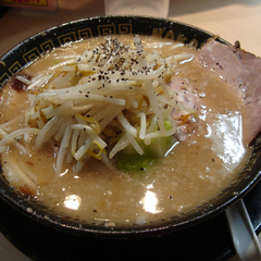 ラーメン食堂 神豚 大東店の画像