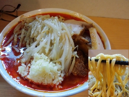 「辛麺小豚増し950円」@豚星。の写真