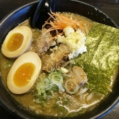 重豚骨ラーメン 銀河系の画像
