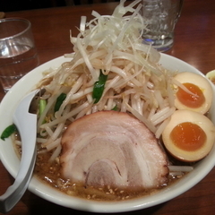 漢のスタミナ系ラーメン すた麺 神田本店の画像
