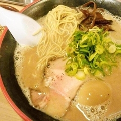 九州どんこつらーめん ○どの画像